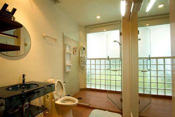 Отель Club One Seven Phuket Patong Экстерьер фото